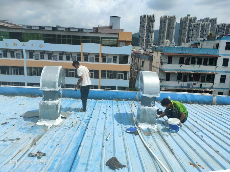 宁陵钢结构屋面涂料维修方法